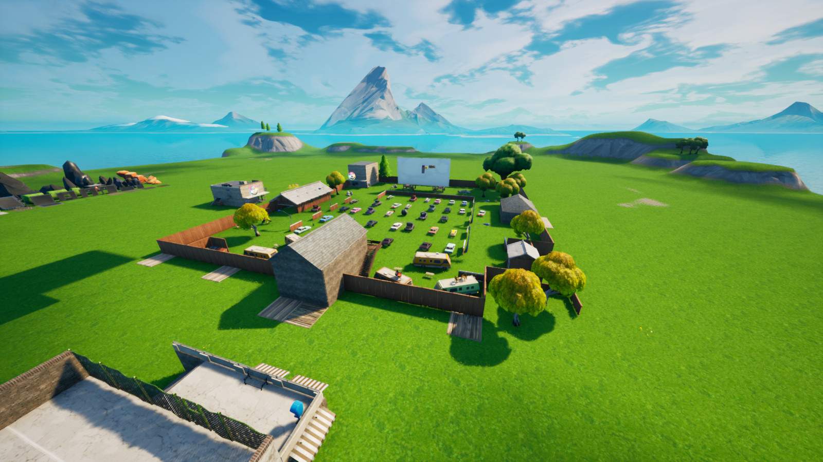RISKY REELS: EXPANDED (PROP HUNT)